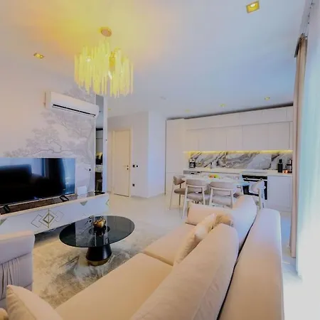 Besthome 36-37 The Legend Appartement Alanya